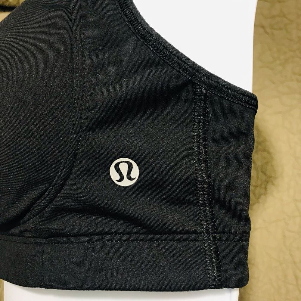 Lululemon black sports bra size 34D….S48￼ - Picture 4 of 8